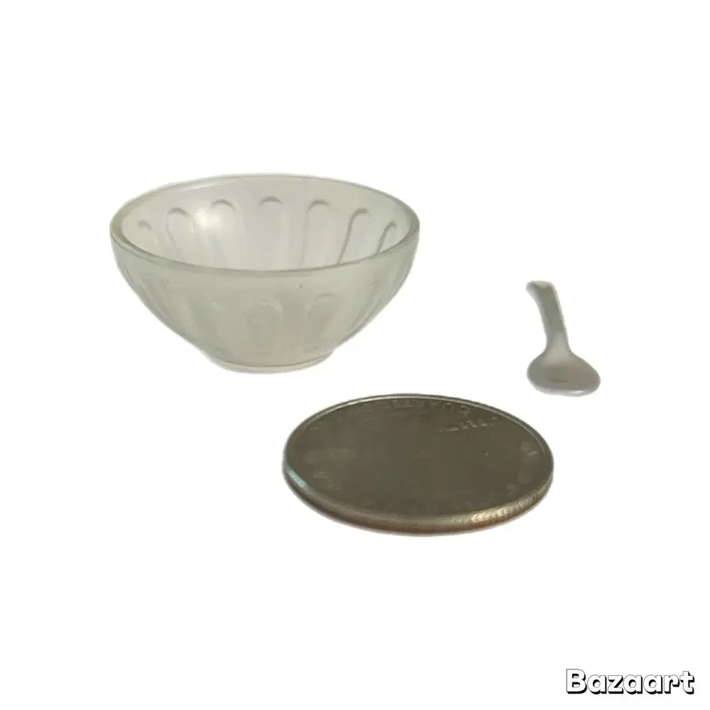 Miniverse Make It Mini Mini Clear Bowl with Spoon New